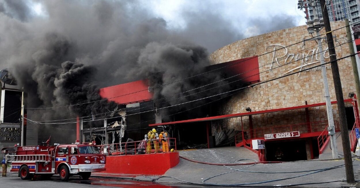 120113084055-mexico-drug-war-08-casino-horizontal-large-gallery