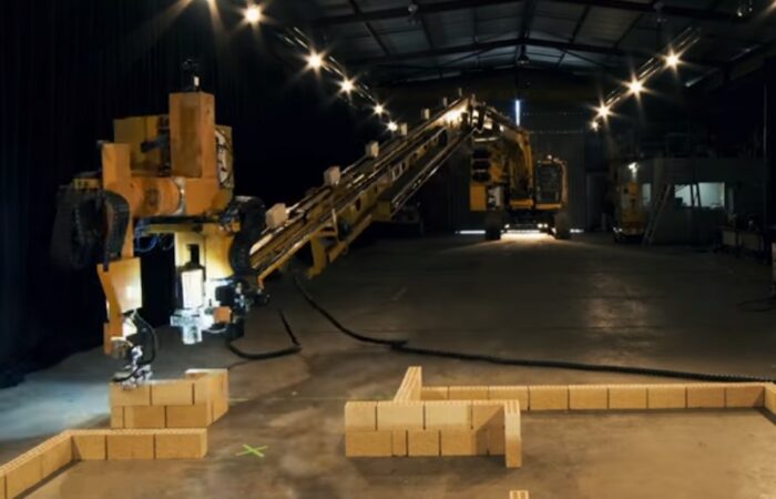 Fastbrick-robot-youtube-screenshot