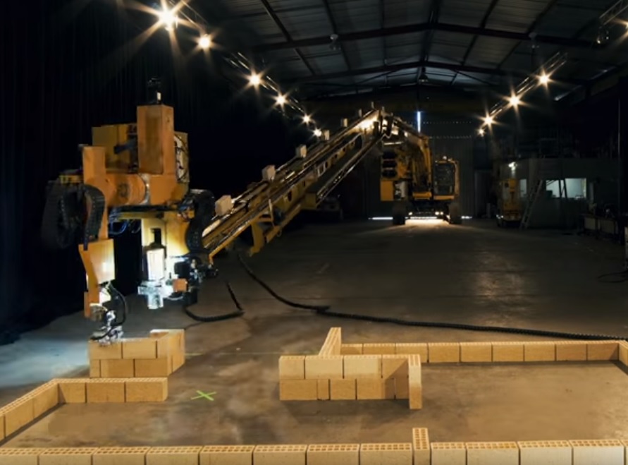 Fastbrick-robot-youtube-screenshot