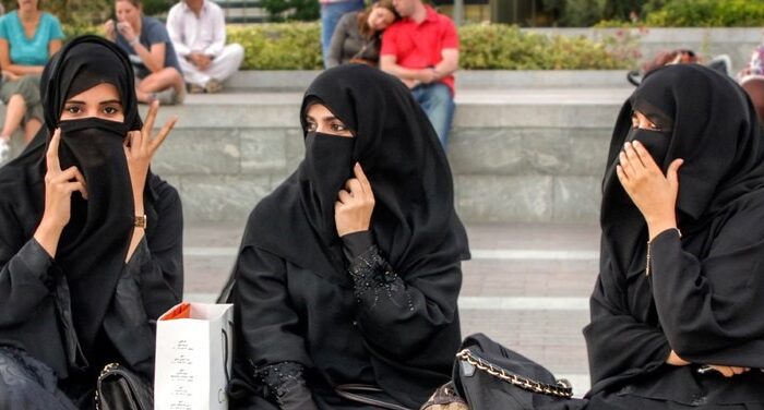 thequint2F2016-062F34da6280-8f1d-40a7-a510-3a16c84cdc392FBurkha_iStock