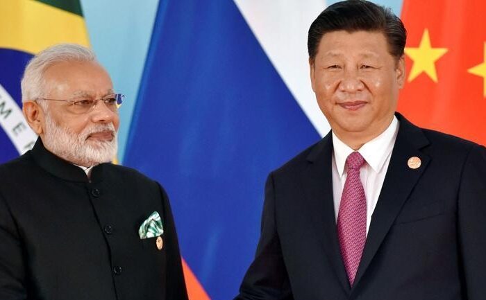 chinese-president-minister-jinping-before-narendra-indian_f1258316-9125-11e7-b219-301a51d93d0d