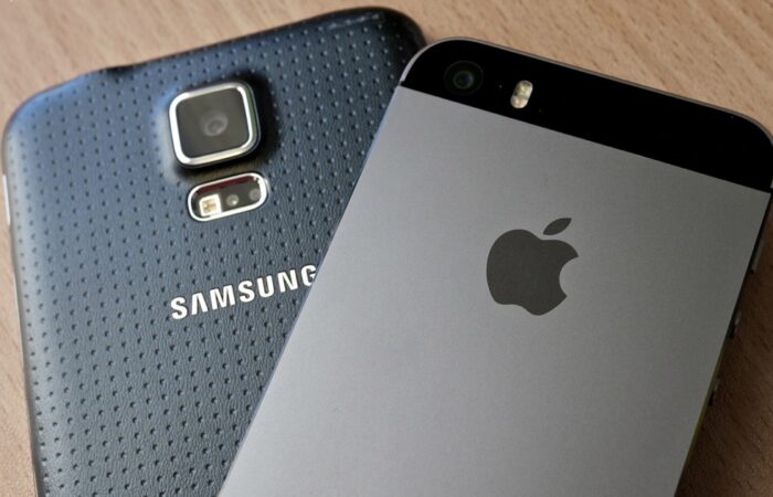 1106656_samsung-apple-phones-mobile-1920