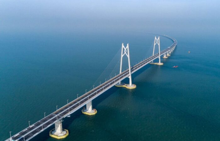 hong-kong-zhuhai-macau-bridge-3-gty-mem-181022_hpMain_4x3_992