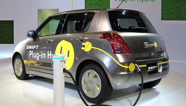 1024px-Suzuki_Swift_Plug-in_Hybrid_in_Tokyo_Motor_Show_2009_rear