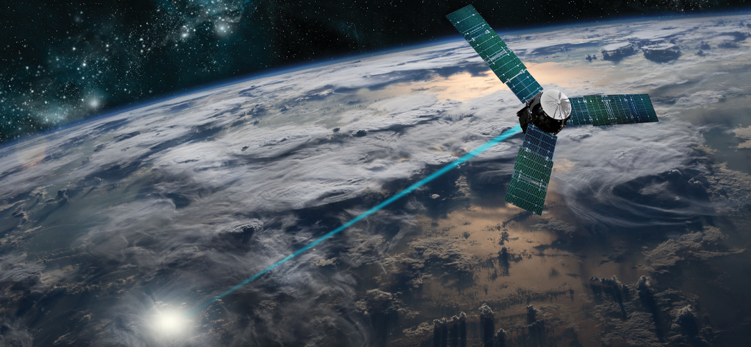 INTERNET RIVALRY IN SPACE