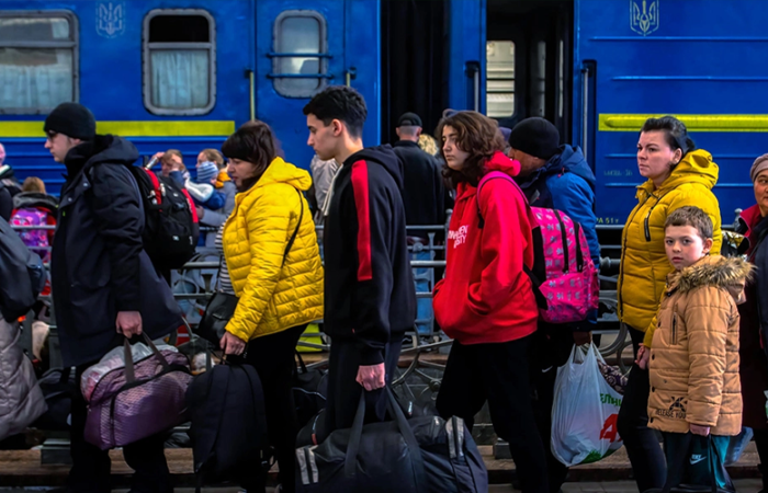 THE NEW AGE MIGRANTS