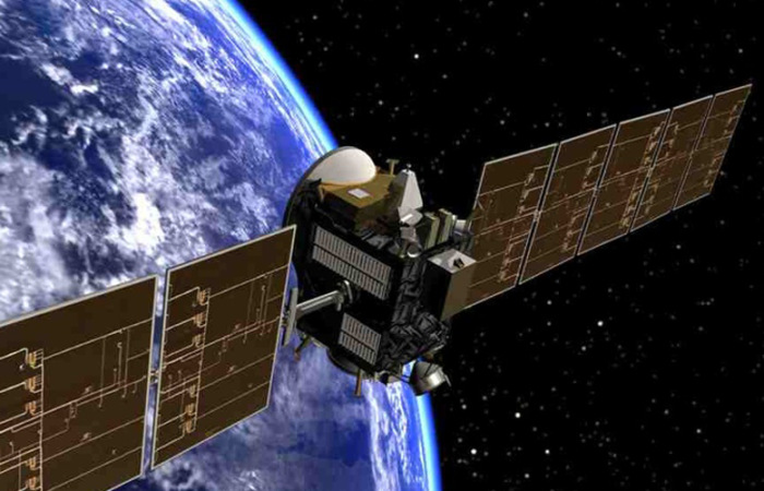 IT'S RAINING SPACE DEBRIS!!