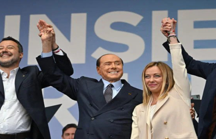 A THROWBACK TO IL DUCE!!